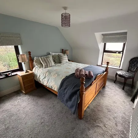 Country house Seaview House Reenard South