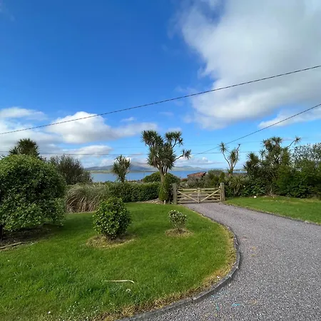 Country house Seaview House Reenard South *