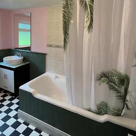 Seaview House Reenard South * 凯尔西温